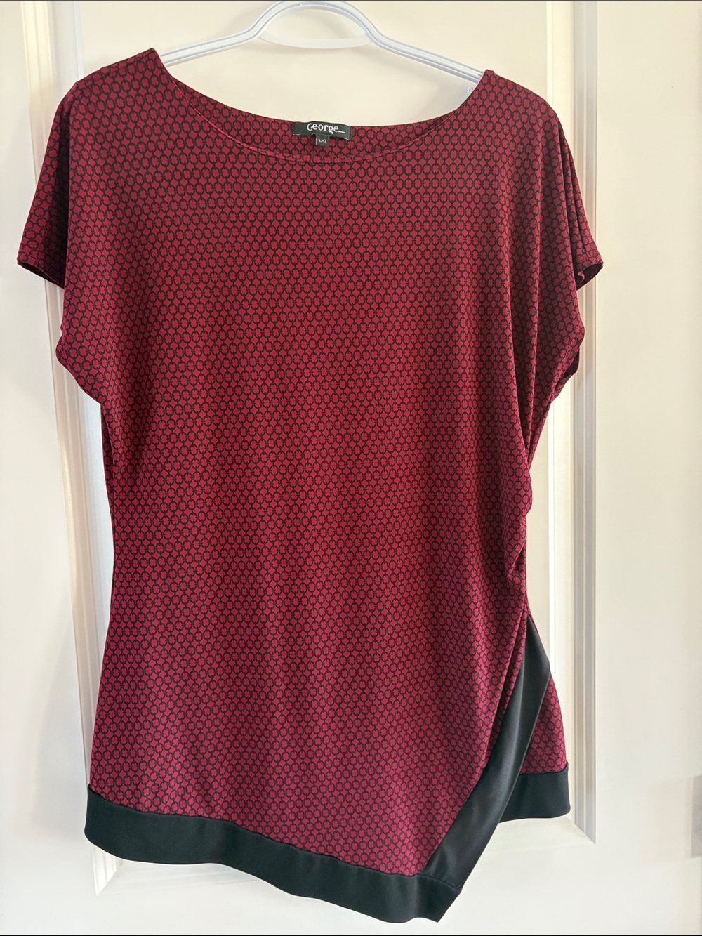George Burgundy Geometric Short Sleeve Tunic with Black Trim and Side Panel.c6